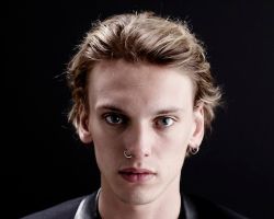 WHAT IS THE ZODIAC SIGN OF JAMIE CAMPBELL BOWER?